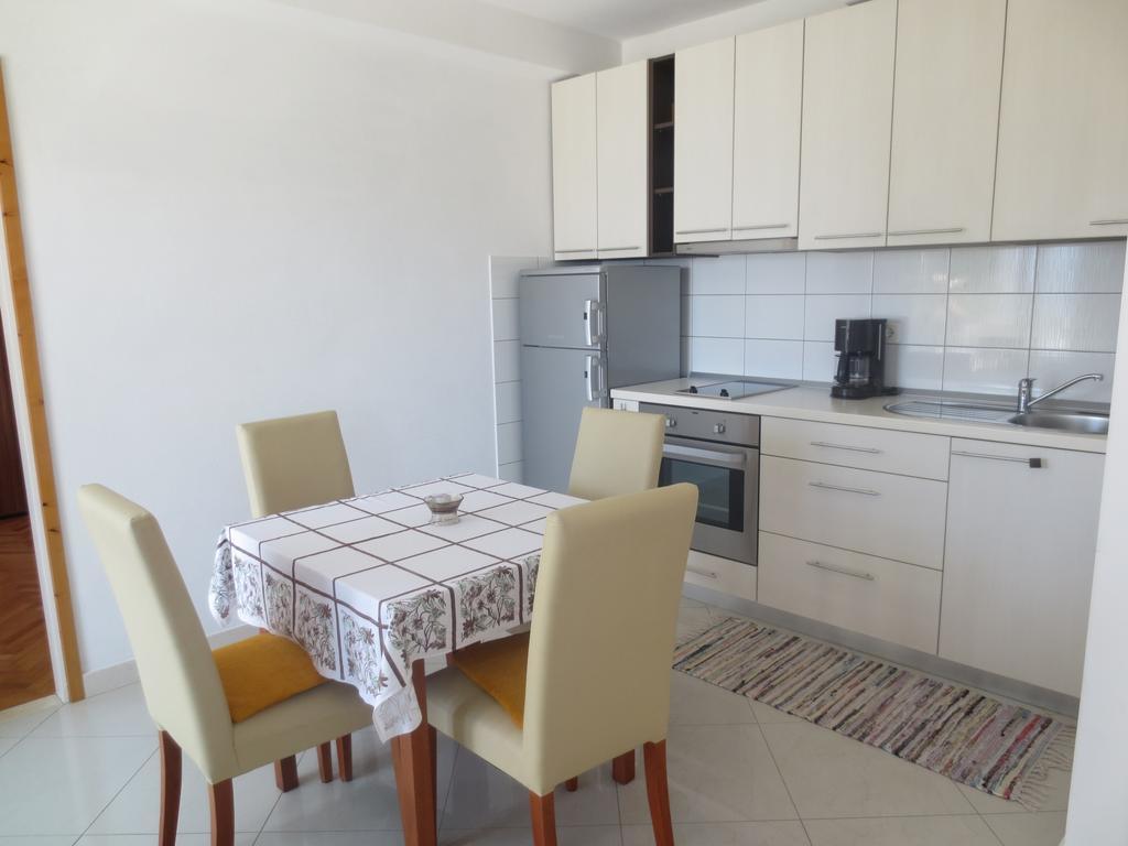 Apartments Toncic Lumbarda Pokój zdjęcie