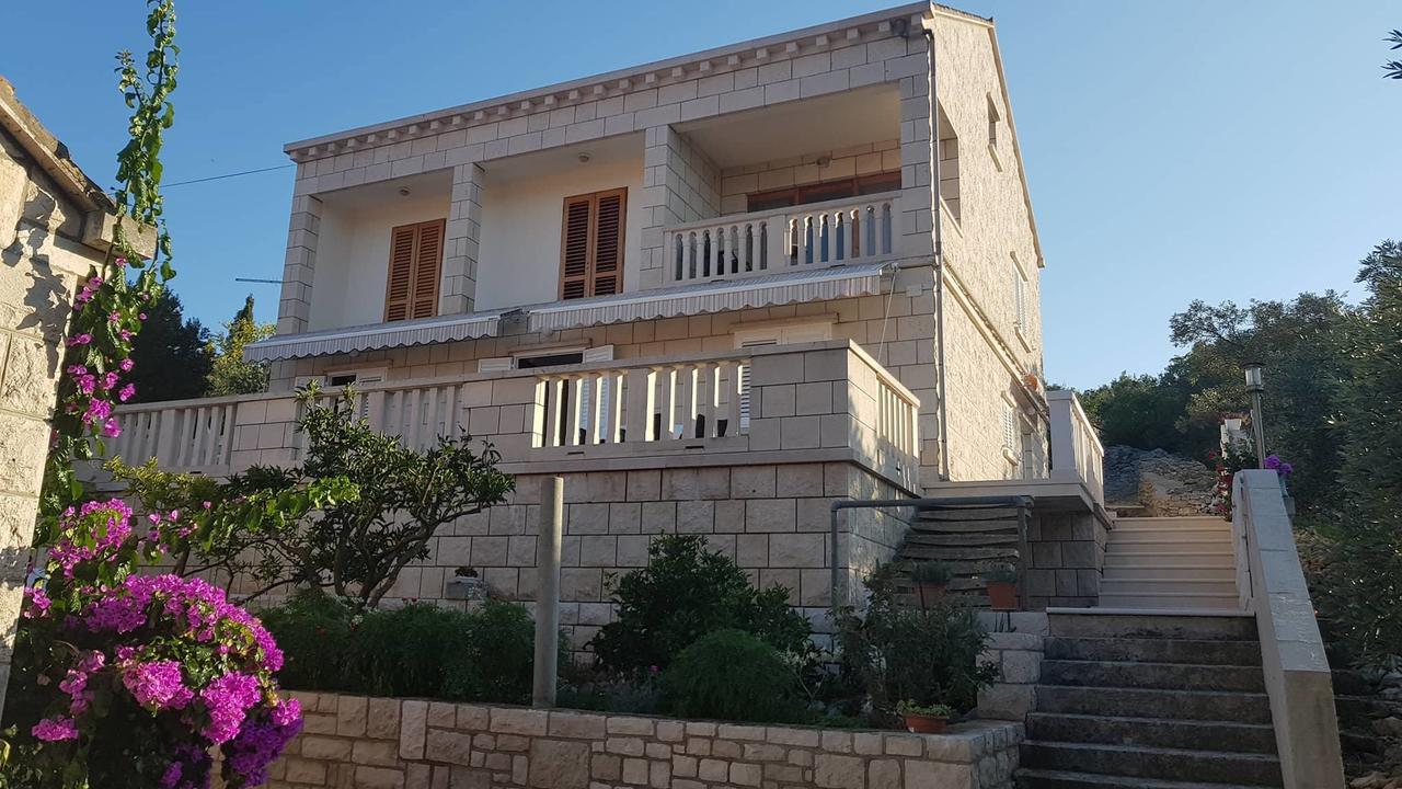 Apartments Toncic Lumbarda Zewnętrze zdjęcie